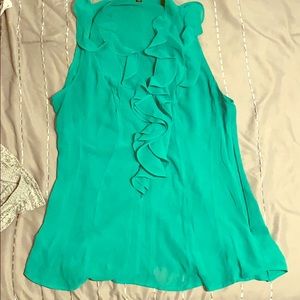 Sleeveless ruffle top